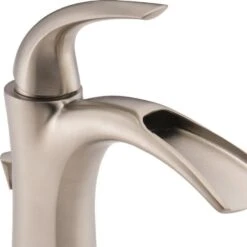 Delta Nyla Stainless 1-handle Single Hole/4-in Centerset WaterSense Bathroom Sink Faucet With Drain