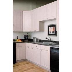 Coralais Single-Handle Pull-Out Sprayer Kitchen Faucet With MasterClean Sprayface In Polished Chrome -Valpar Bathroom Shop 5c49ee13bb2a0bab20190cbf2e24dc9c 1800x1800